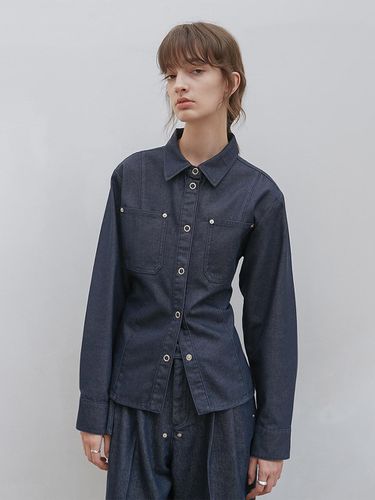 POCKET DENIM SHIRT [INDIGO] - LOW TIDE - Modalova