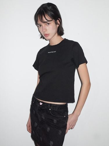 SLIM TSHIRT LOGO ESSENTIAL_BLACK - MARDI MERCREDI - Modalova