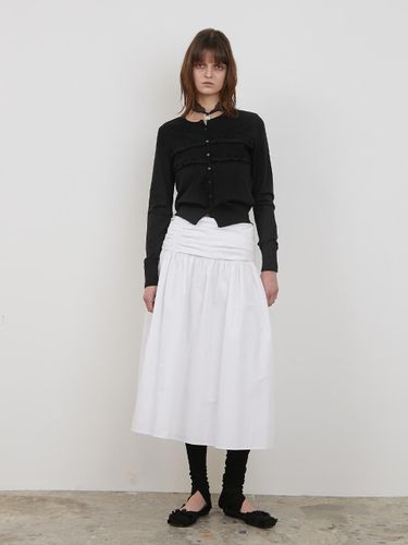 YOKE FLARE SKIRT [White] - LOW TIDE - Modalova