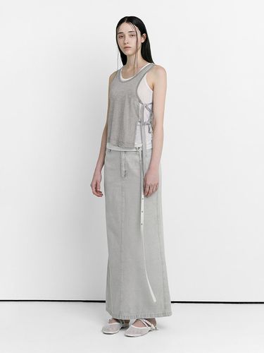 LAYERED SLEEVELESS TOP [GREY] - LOW TIDE - Modalova