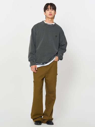 Pigment Sweatshirt [CHARCOAL] / SBD3U02001 - GENERAL IDEA - Modalova