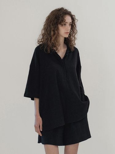 Surfy Collar Shirt Blouse Black - MOMET - Modalova