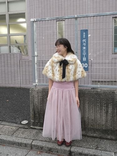 KITSHA RIBBON FUR CAPE _BROWN - SHAKIRI - Modalova