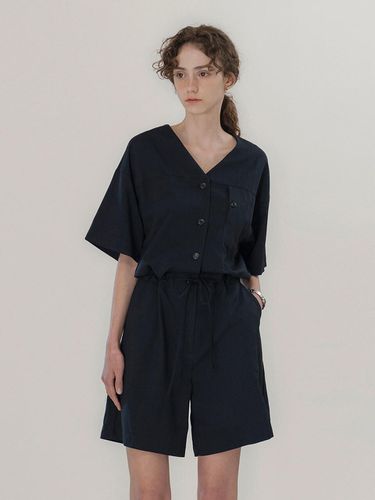 Rowing V-neck String Jumpsuit Navy - MOMET - Modalova