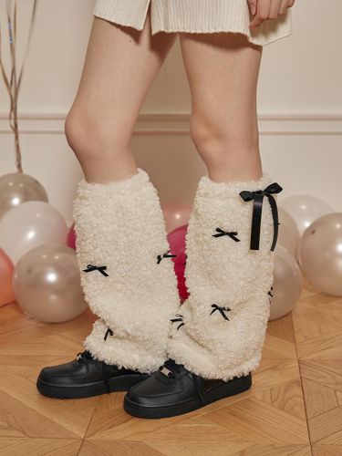 Fur ribbon leg warmer - ITOV SEOUL - Modalova