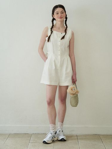 Judy Lace Jumpsuit (White) - J`ASP - Modalova