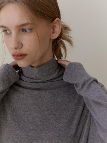 POLO NECK T-SHIRT GREY - UNNOUT - Modalova