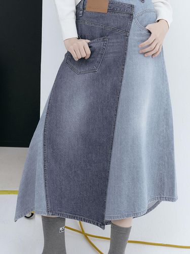 Color Block Unbalanced Denim Long Skirt - LUCKY CHOUETTE - Modalova