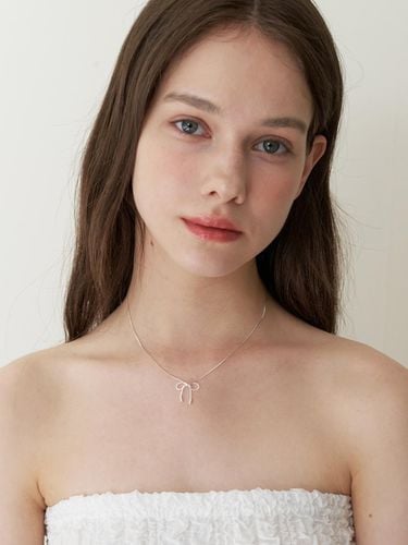 Embossed texture chain ribbon necklace - KINDABABY - Modalova