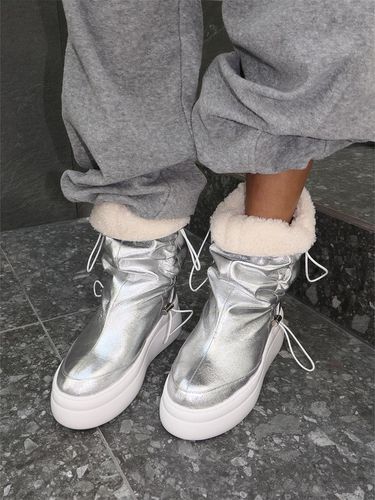 Elma Draw-String Snow Boots METALLIC SILVER - yieyie - Modalova