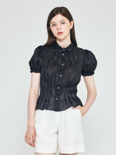 Shirring Puff Cropped Short-Sleeved Shirt (Black) - depasion - Modalova