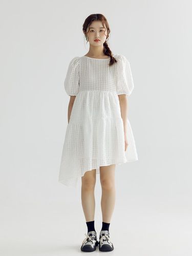 CHECK PUFF LINE MIDI DRESS - WHITE - bomnal boutique - Modalova