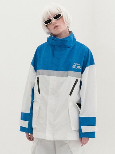 Reflection Wind Breaker (BLUE) - b able two - Modalova