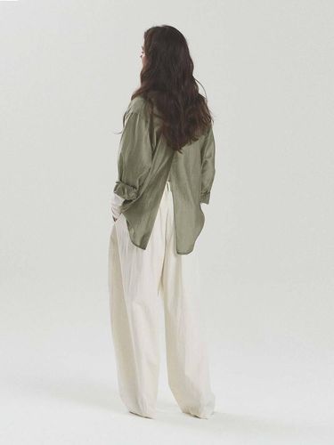 Back Slit Tencel Shirt - KHAKI - STAYPEOPLE - Modalova