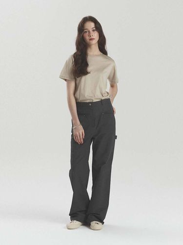 Leg Belted Basic Pants - CHARCOAL - STAYPEOPLE - Modalova