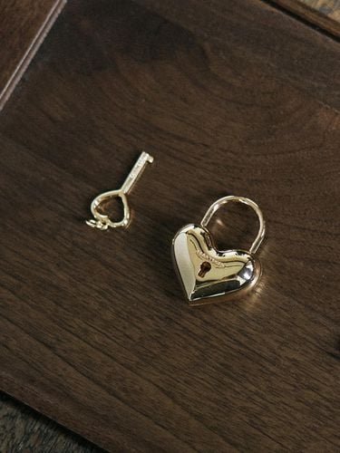 Return Key Ring Gold - ELBATEGEV - Modalova