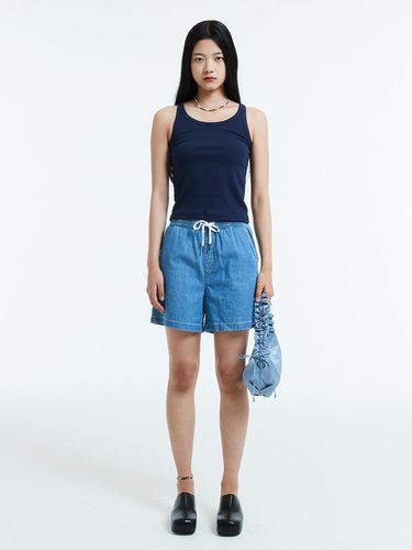 Denim shorts / Blue - HOKUSPOKUS - Modalova