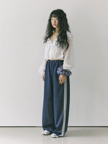 Air mesh track pants / Navy - HOKUSPOKUS - Modalova