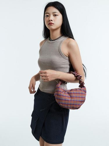 Memory shirring hobo bag / Beige - HOKUSPOKUS - Modalova