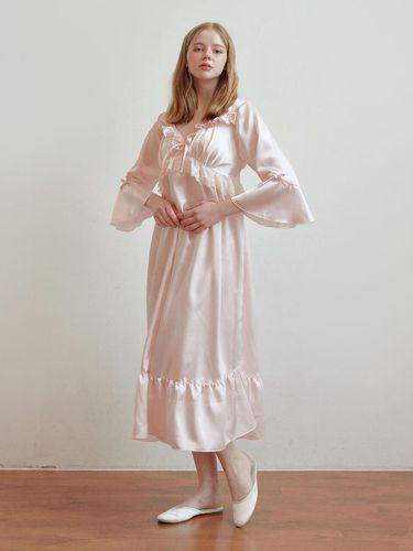 Mirabel Silky Three-quarter sleeve dress pajamas - LUNALUZ STUDIO - Modalova