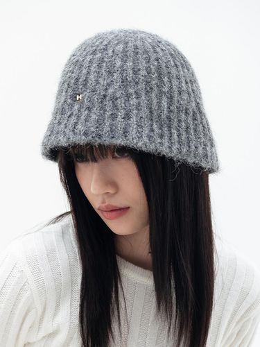 Wool badge knit bucket hat_gray - HIGHSCHOOLDISCO - Modalova