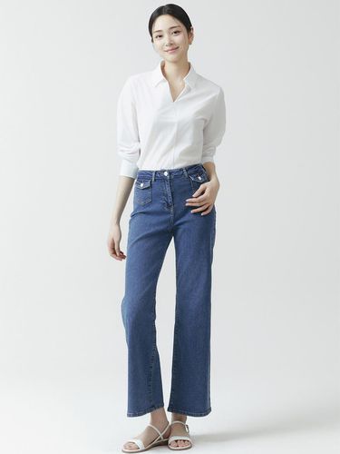 Flap Pocket Bootcut Denim Pants - itMICHAA - Modalova