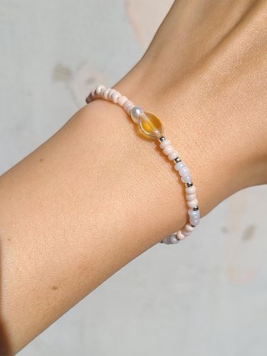 Julie Bracelet (3 Colors) - L’OMBRILLANT - Modalova