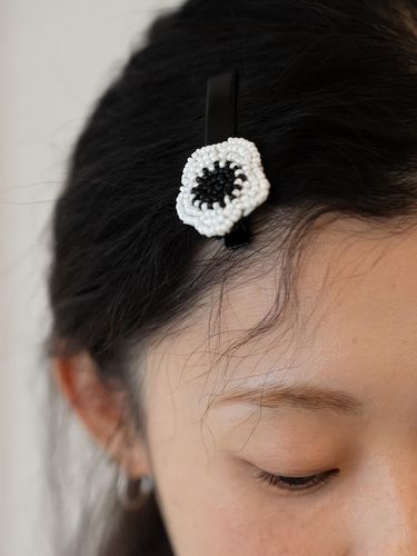 Bijou hairpin_flower white - SOUSA - Modalova