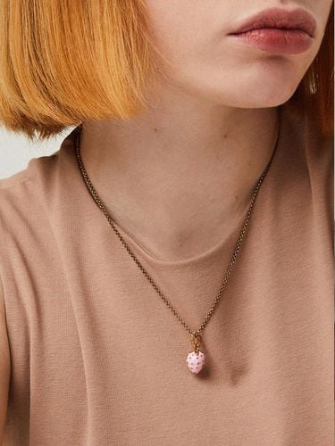 Berry Pendant Necklace Pink - FEVERISH - Modalova