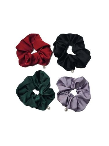 Pearl Charm Scrunchie (4 Colors) - L’OMBRILLANT - Modalova