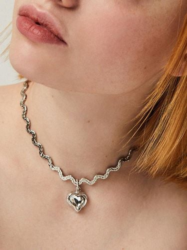 Savage Heart Pendant Necklace - FEVERISH - Modalova