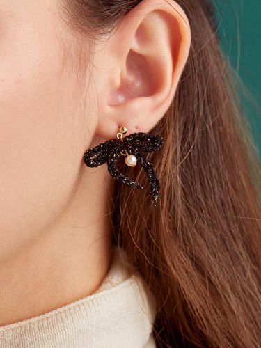 Romantic black crochet ribbon earring - MERRYMOTIVE - Modalova