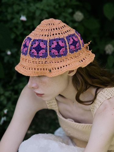 Flower doily crochet hand knitted hat () - MERRYMOTIVE - Modalova