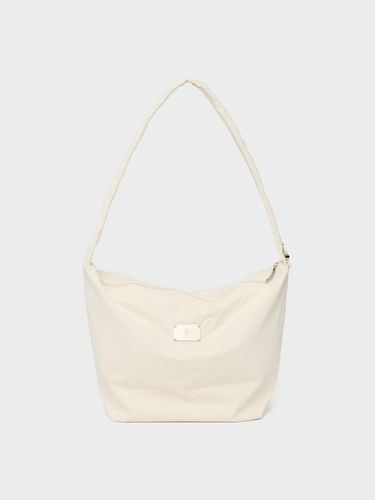 GLOSSY WAVE CROSS BAG [beige] - salad bowls - Modalova