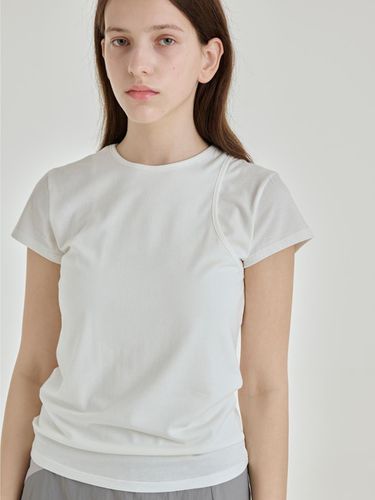 ONE SHOULDER LAYERED T-SHIRT [IVORY] - salad bowls - Modalova