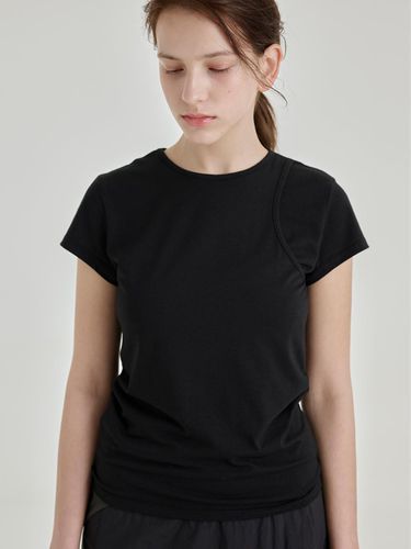 ONE SHOULDER LAYERED T-SHIRT [BLACK] - salad bowls - Modalova