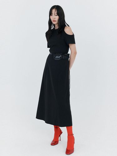 Puff Holiday Dress_Black - WNDERKAMMER - Modalova