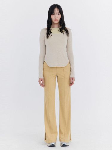 Corduroy semi-Bootcut Pants_Yellow - WNDERKAMMER - Modalova