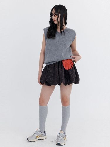 Damage Knit Vest_Grey - WNDERKAMMER - Modalova