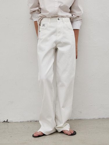 Signature Semi Wide Denim Pants_WHITE - emkm - Modalova