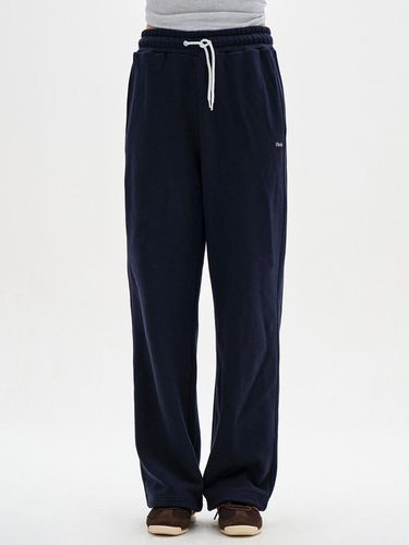 New Active Straight Sweat Pants_Women (Dark Navy) - CLOVE - Modalova