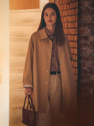 Slim belt raglan sleeve trench coat_Beige - TILLIDIE - Modalova