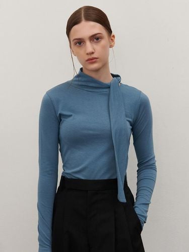 TIE NECK BLOUSE BLUE - camino - Modalova