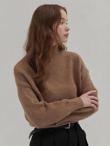 TURTLENECK KNIT BROWN - camino - Modalova