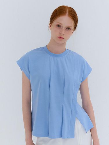 SUMMER PIN TUCK ROUND T-SHIRT - camino - Modalova