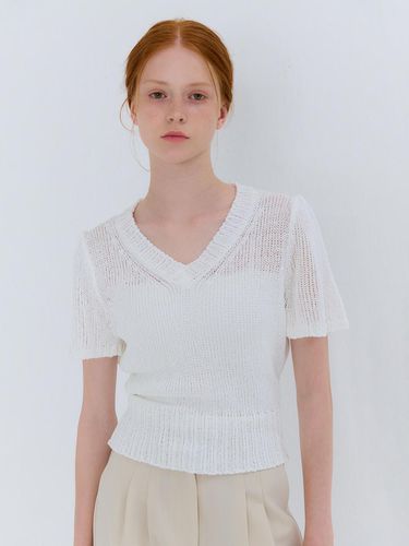 SUMMER V-NECK SHIRRING KNIT WHITE - camino - Modalova