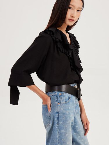 Coloring Frill Accentuated Short-sleeved Blouse - LUCKY CHOUETTE - Modalova