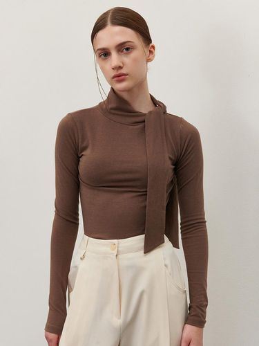 TIE NECK BLOUSE BROWN - camino - Modalova