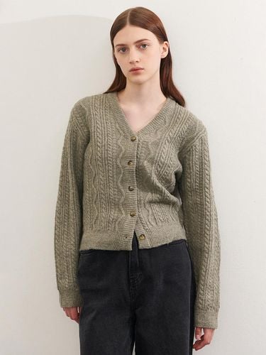 CABLE V-NECK KNIT GRAY - camino - Modalova