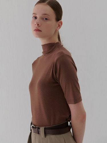 HALF TURTLENECK T-SHIRT BROWN - camino - Modalova